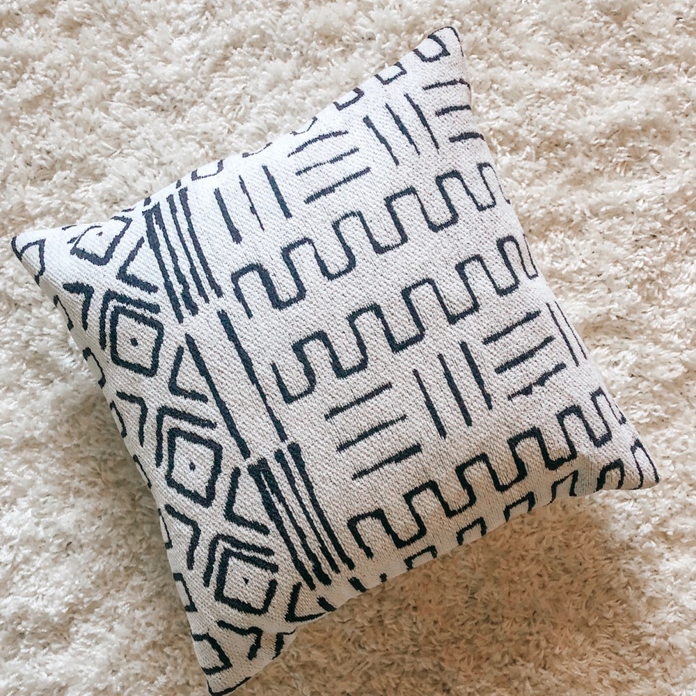 Tribal Print Throw Pillow